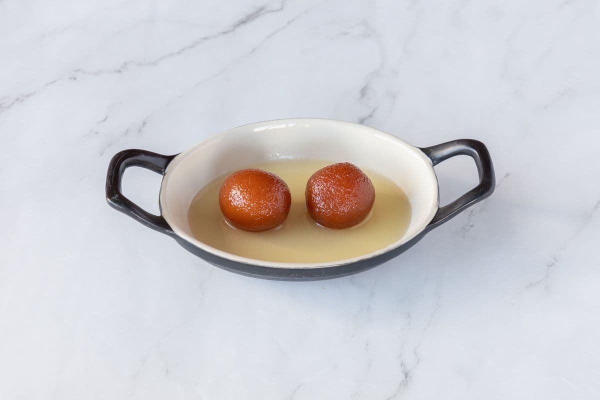Gulab Jamun (2 pcs)