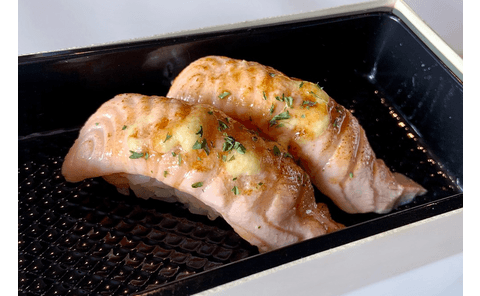 157. BBQ Salmon Sushi ( 2pcs )