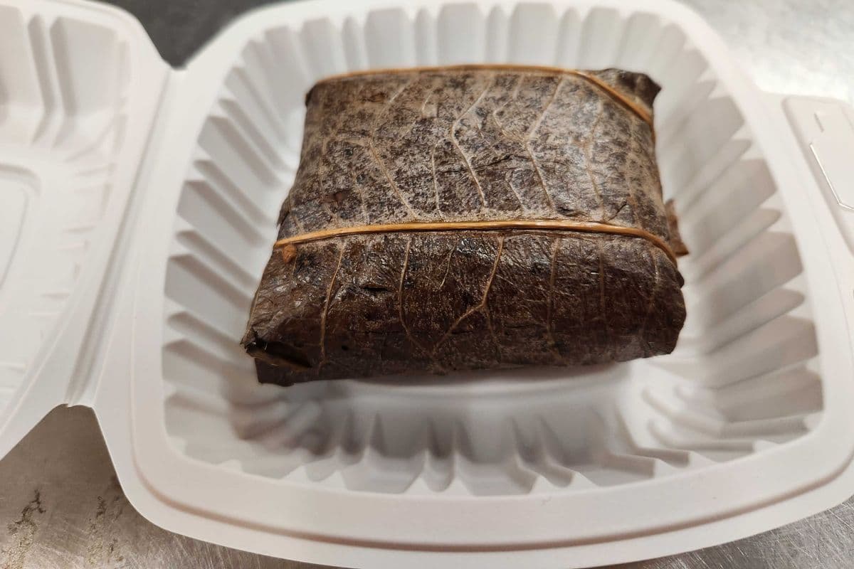 Glutinous Rice wrapped in Lotus Leaf ★ 糯米雞