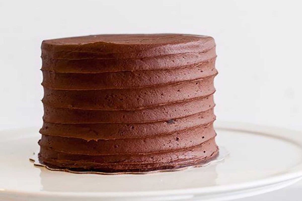 5" Round Chocolate Cake