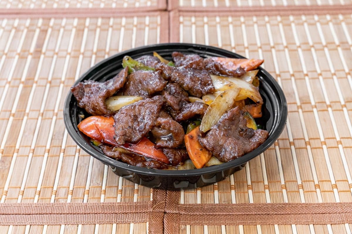 Black Pepper Beef 黑椒炒牛肉