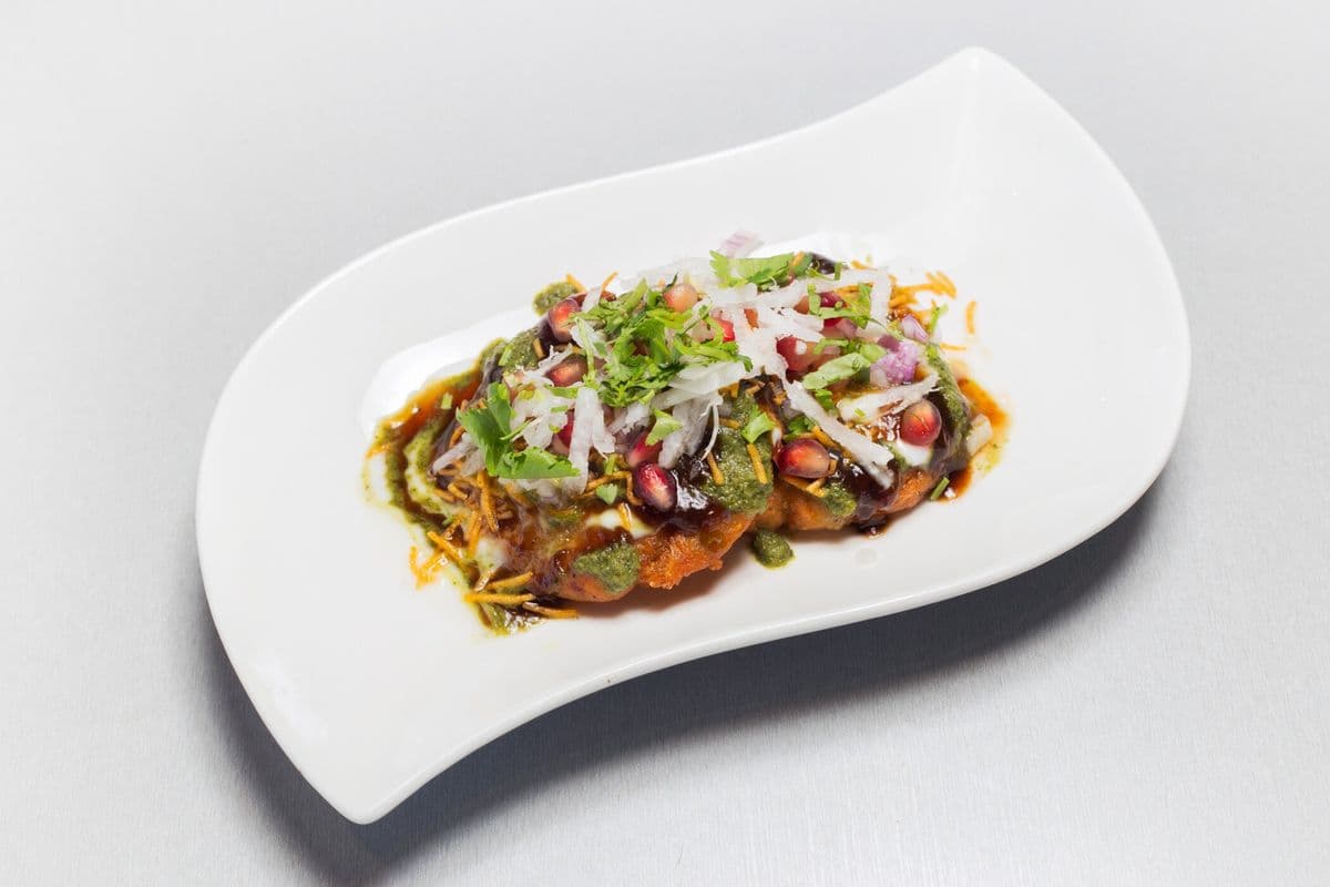 Aloo Tikki with Chutney (2 pcs)
