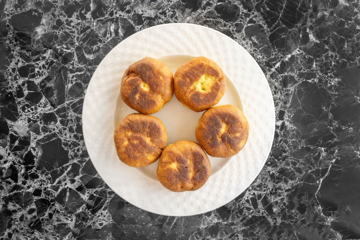 Mini Fried Dumplings (10 Pcs)