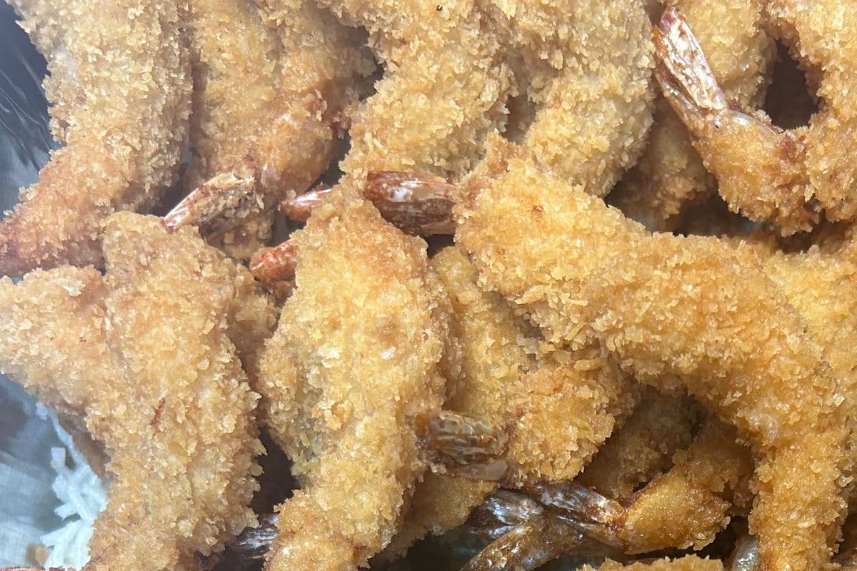 4. Fried Shrimp (12 pcs) with Cocktail Sauce