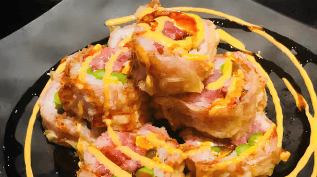 16. Pink Lady Special Roll (8 pcs)