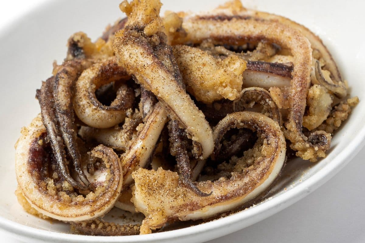 023.Crispy Fried Squid Tentacles 椒鹽魷魚鬚