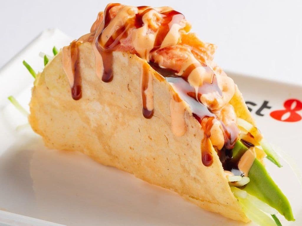 K01 Spicy Salmon Taco (2 pcs)