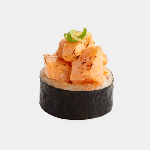 Futomaki Saumon Saisi / Futomaki Seared Salmon