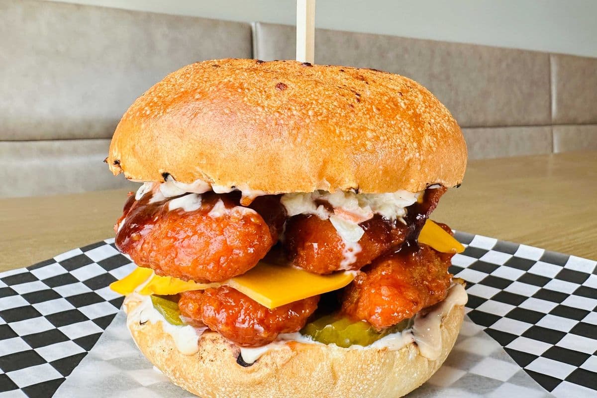 TORONTO HOT CHICKEN