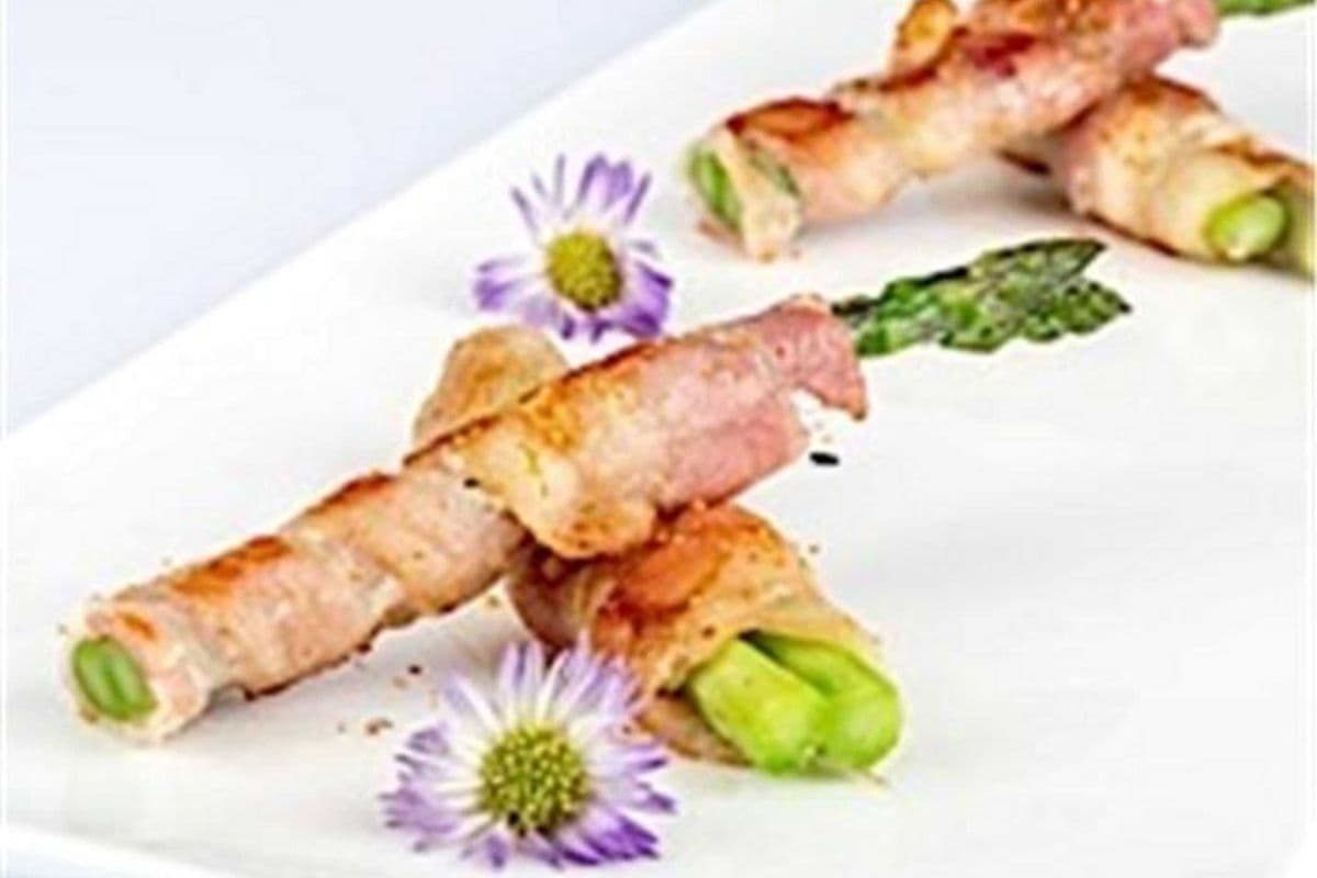 A03. Bacon Asparagus Roll (10 pcs)