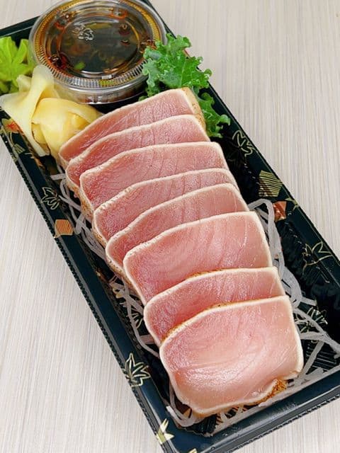 Seared Tuna (Tuna Tataki)  / 烤金枪鱼 (Tuna Tataki) (7 pcs)