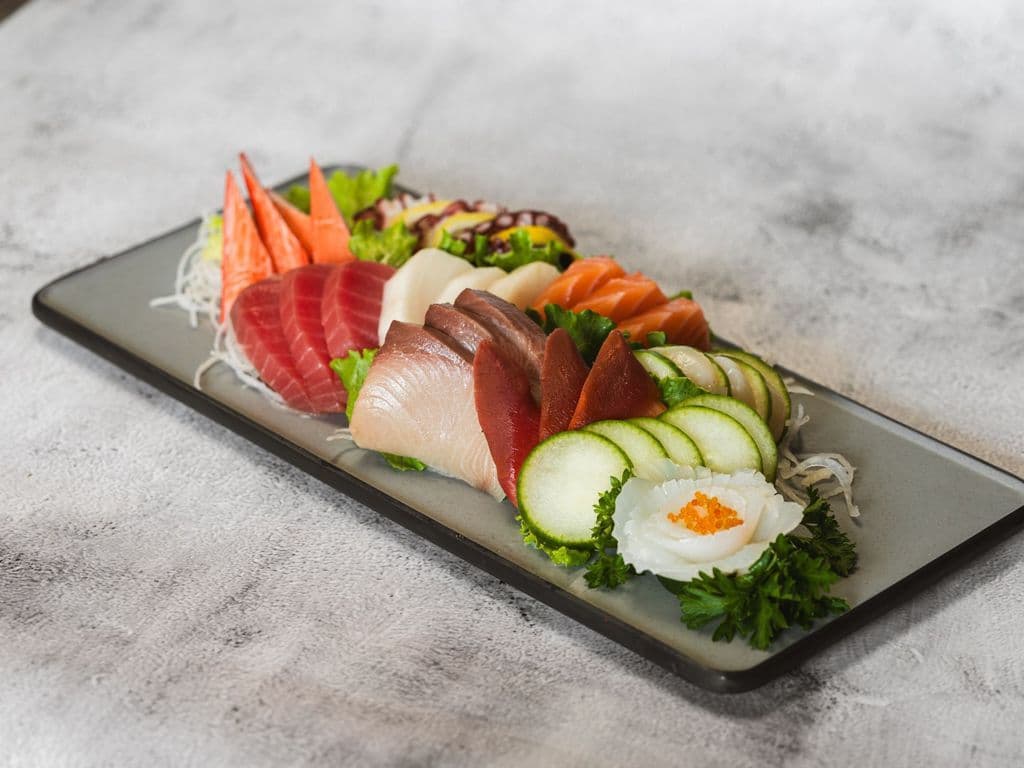 C12 Sashimi Set Turbo (28pcs)
