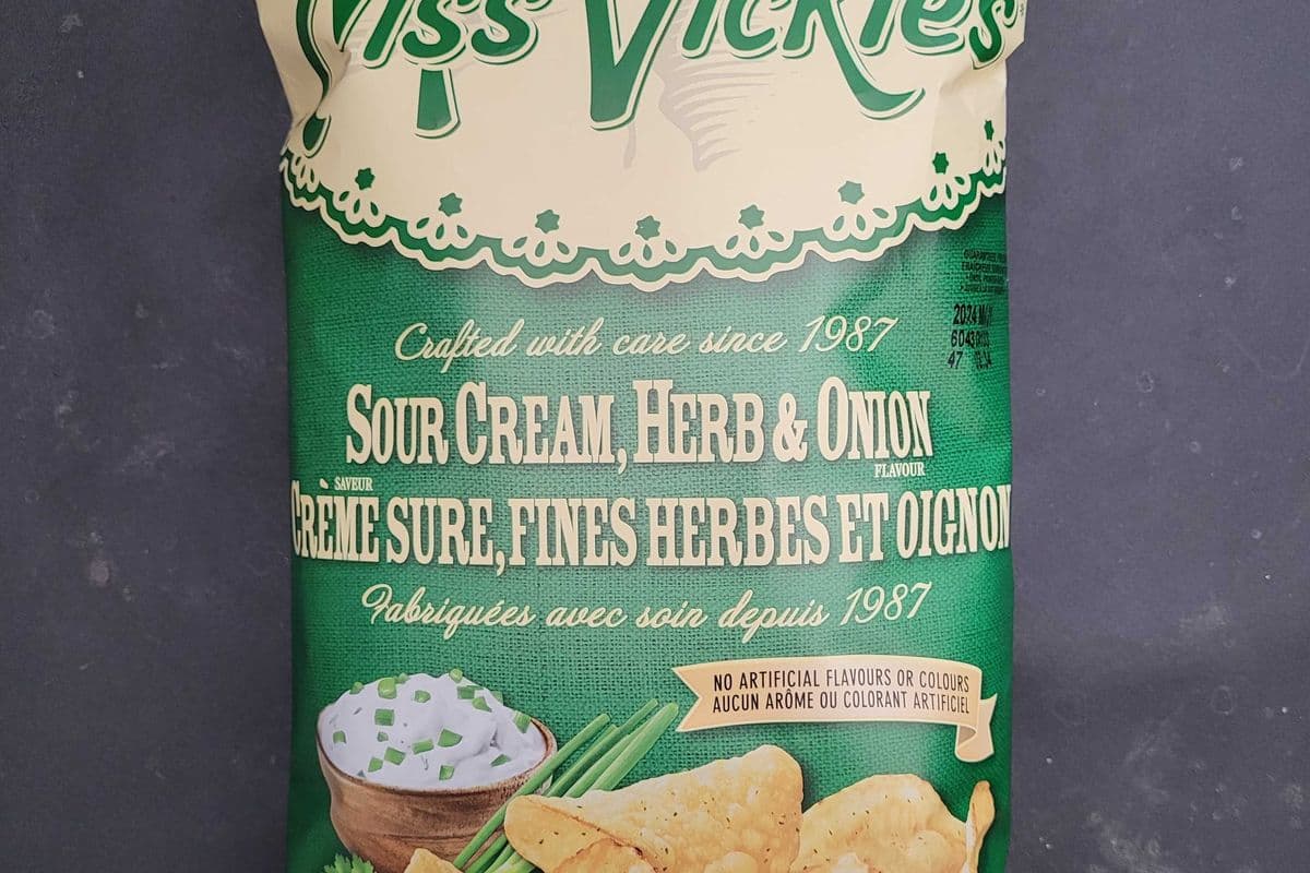 Miss Vickie's Crème Sure, fines herbes et Oignons / Sour Cream, herb & Onion 200g