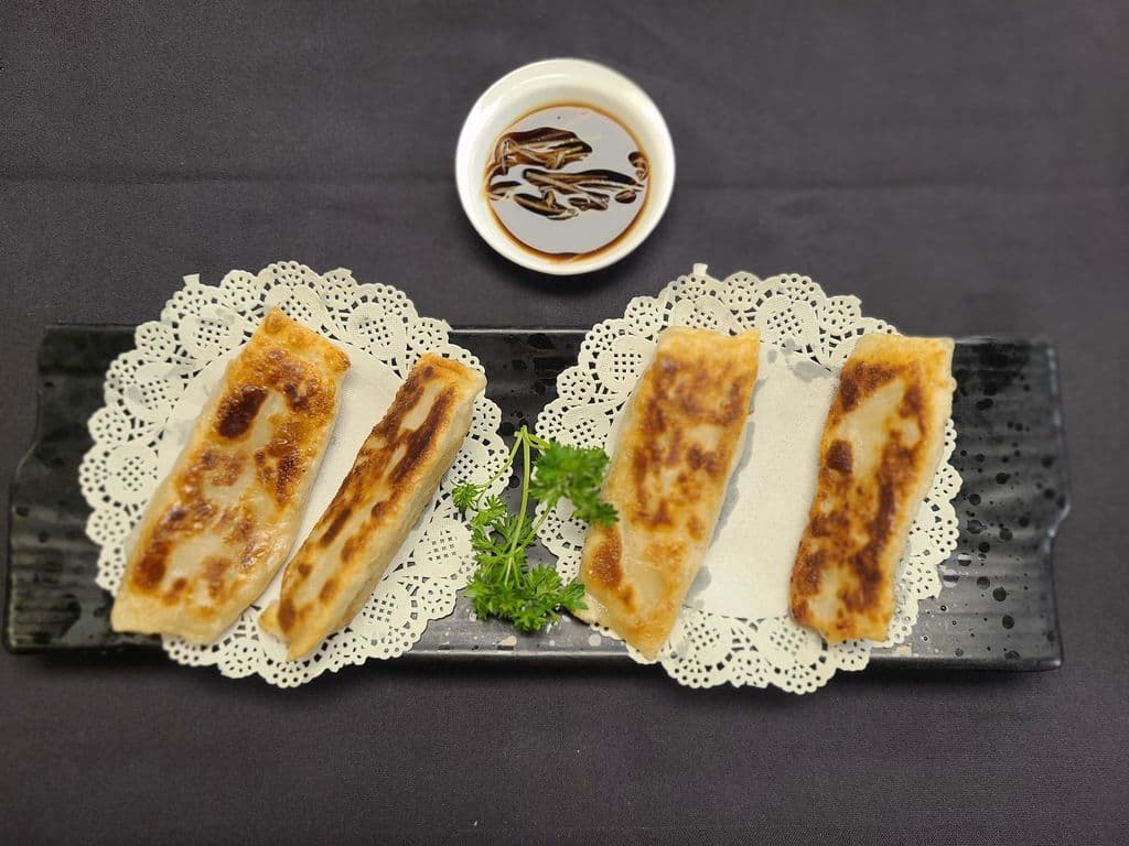 Pot-Stickers Stuffed with Pork/360