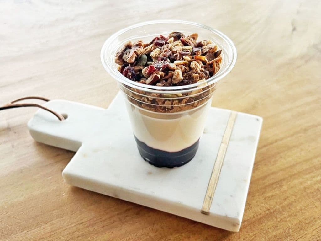 Yogurt Parfait with Blueberry Sauce
