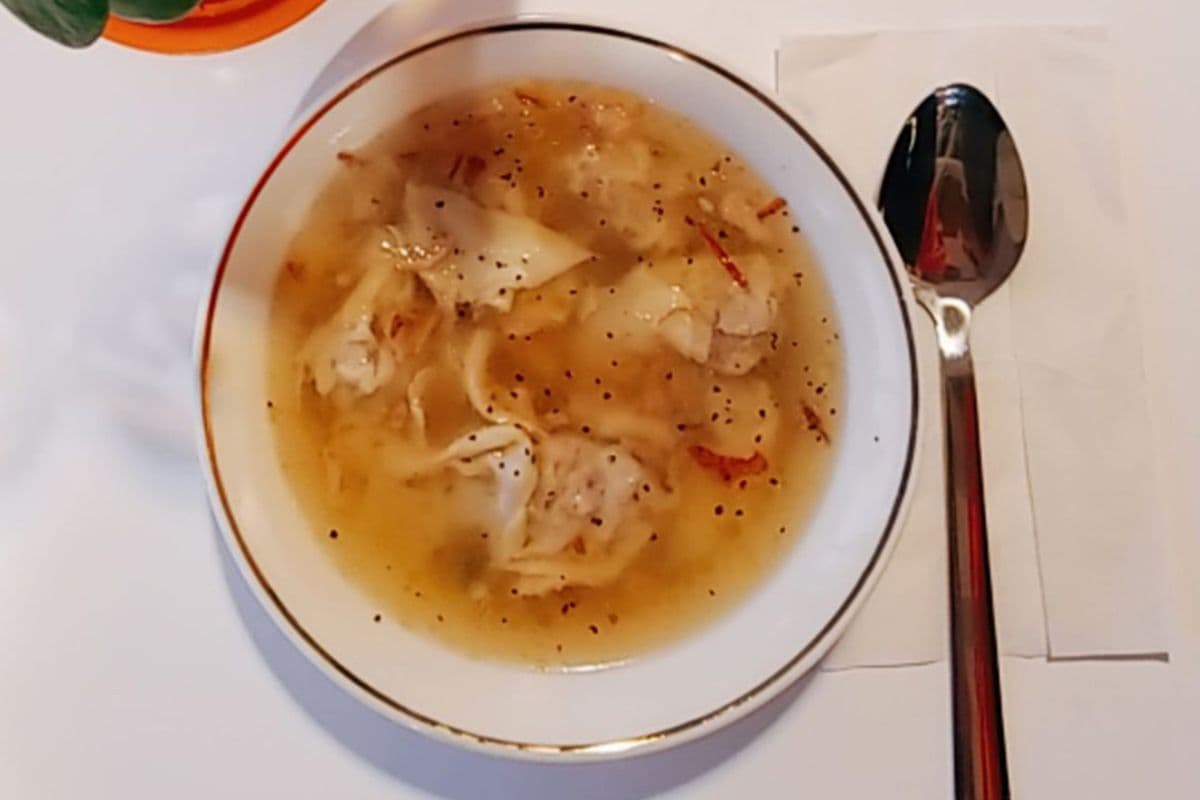 Wonton Soup (8 pieces)