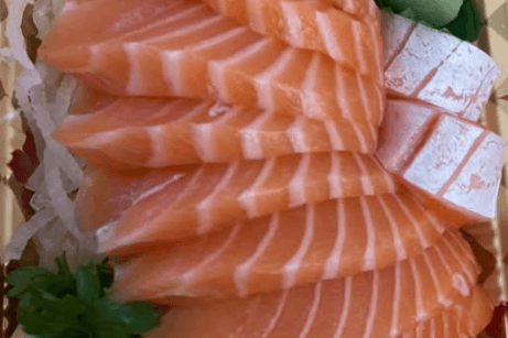 Salmon Sashimi (8 pcs)