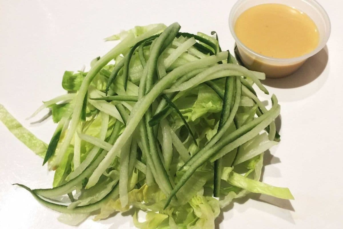 R6. Green Salad