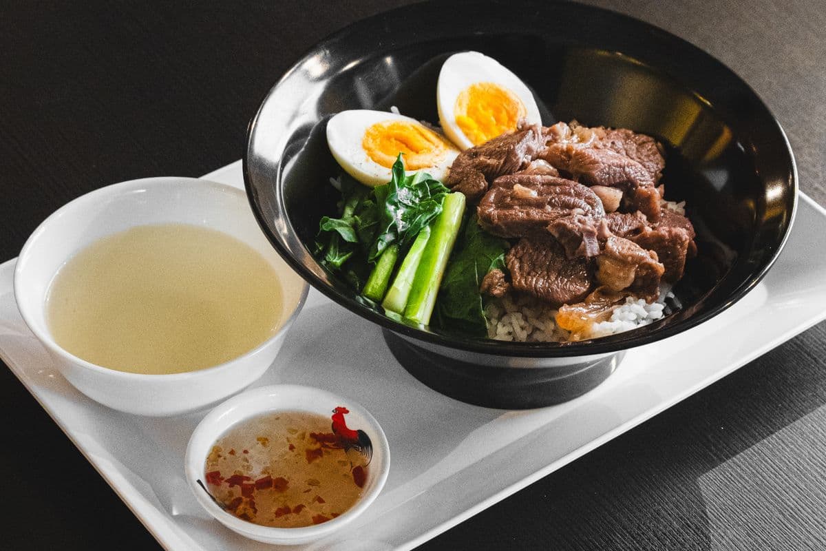 R5. Stewed Beef with Rice