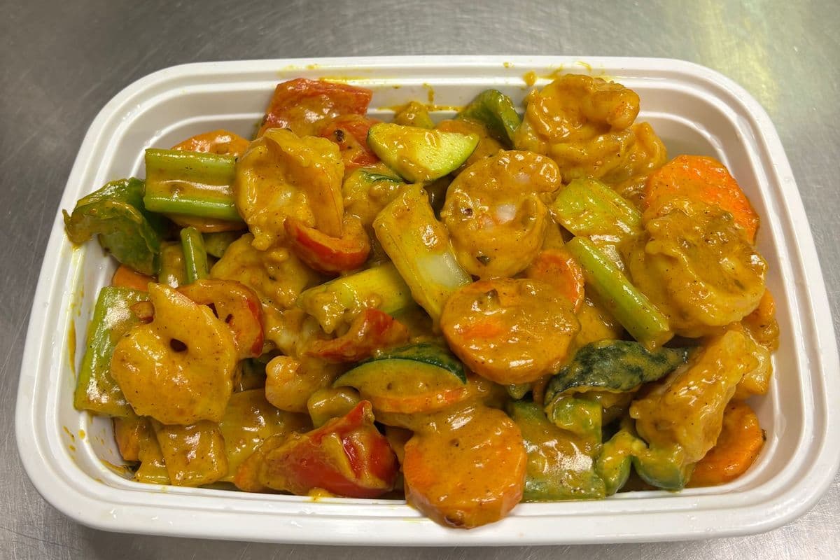 H3. Shrimp with House Special Curry Sauce