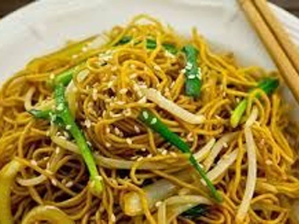 FR07. Vegetable Fried Noodle