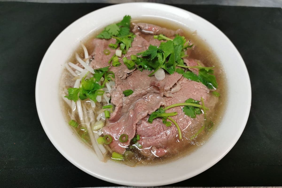 Vietnamese Raw Beef Noodle Soup
