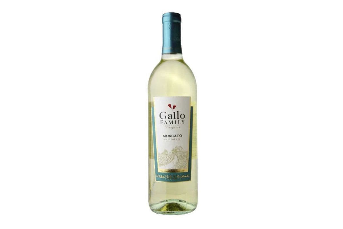 Gallo Family Vineyards Moscato-750ml (1 x 750ml)