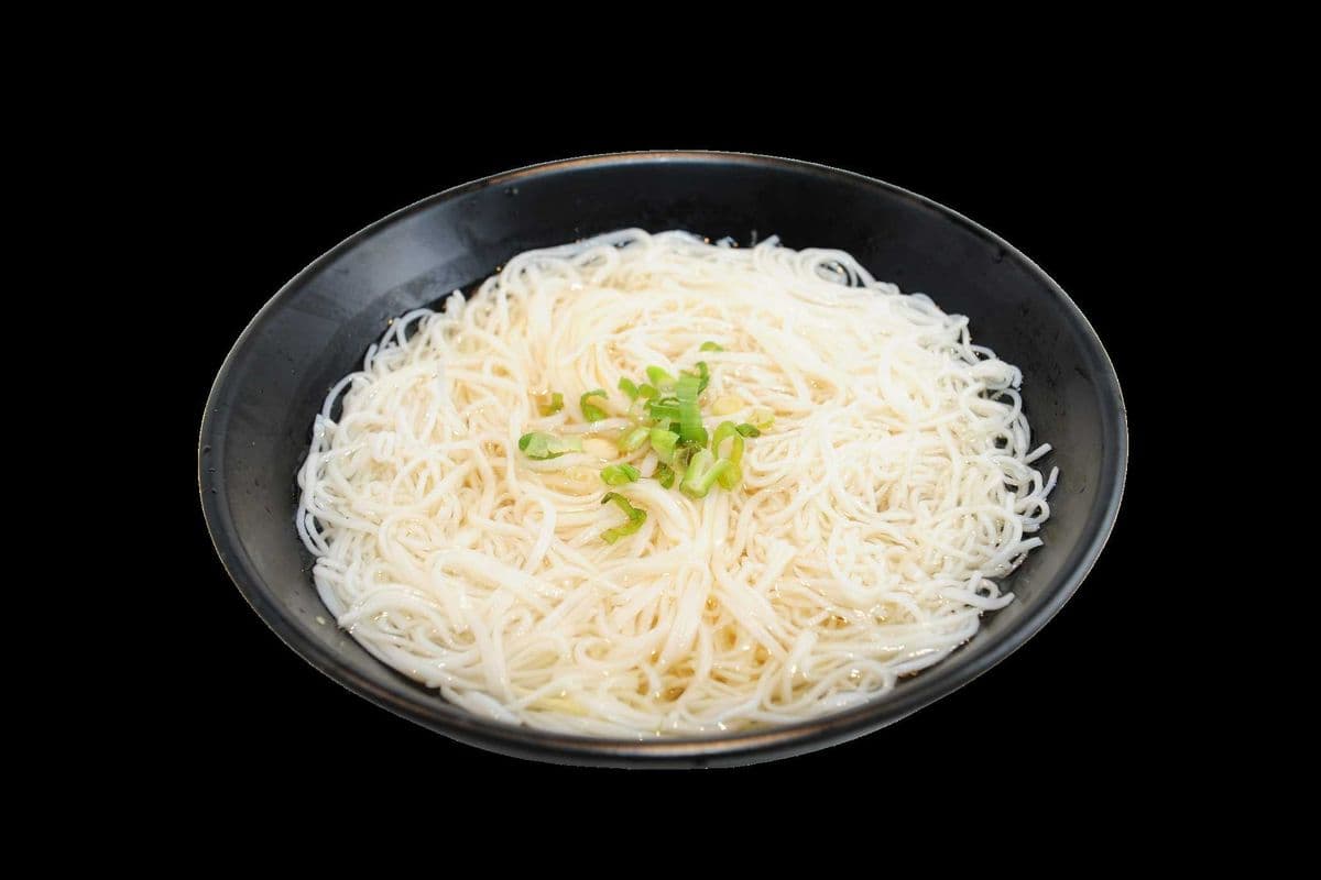 26. Plain Rice Noodle Soup