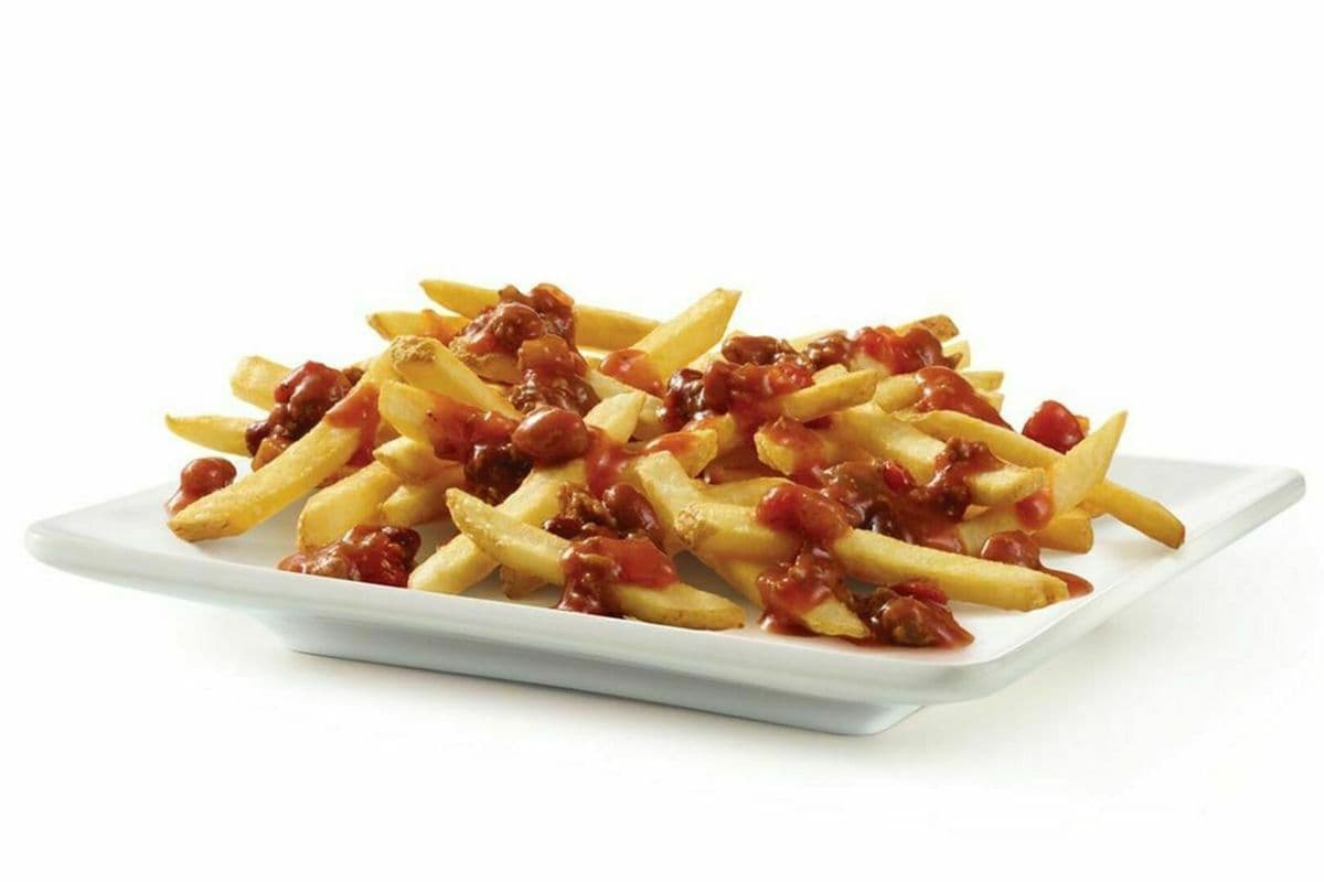 Frites Chili Et Fromage / Chili Cheese Fries (Cals: 520)
