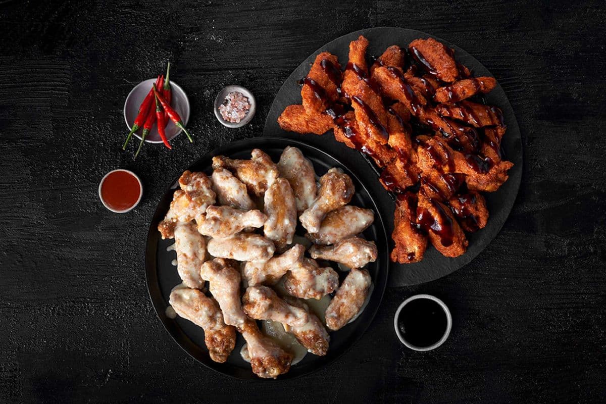 Chicken Wings with Two Flavours (4 lbs)