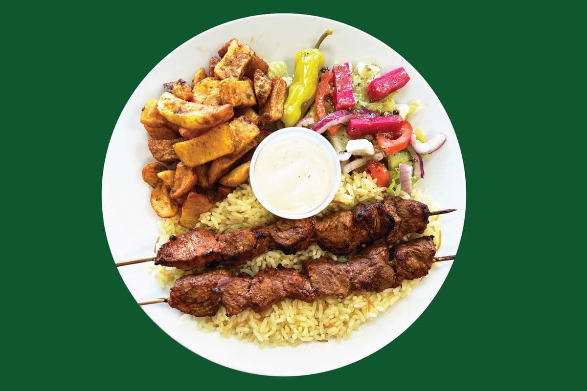 Assiette deux brochettes de boeuf