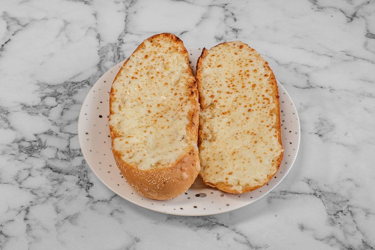Garlic Bread with Cheese