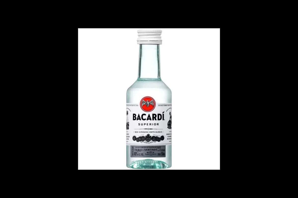 Bacardi White (50 ml Bottle) (1 x 50ML)