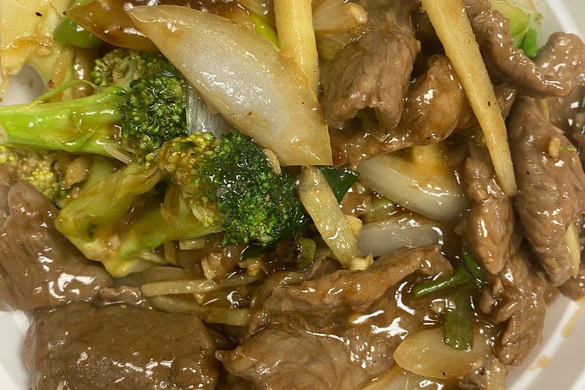 Beef with Ginger and Green Onion