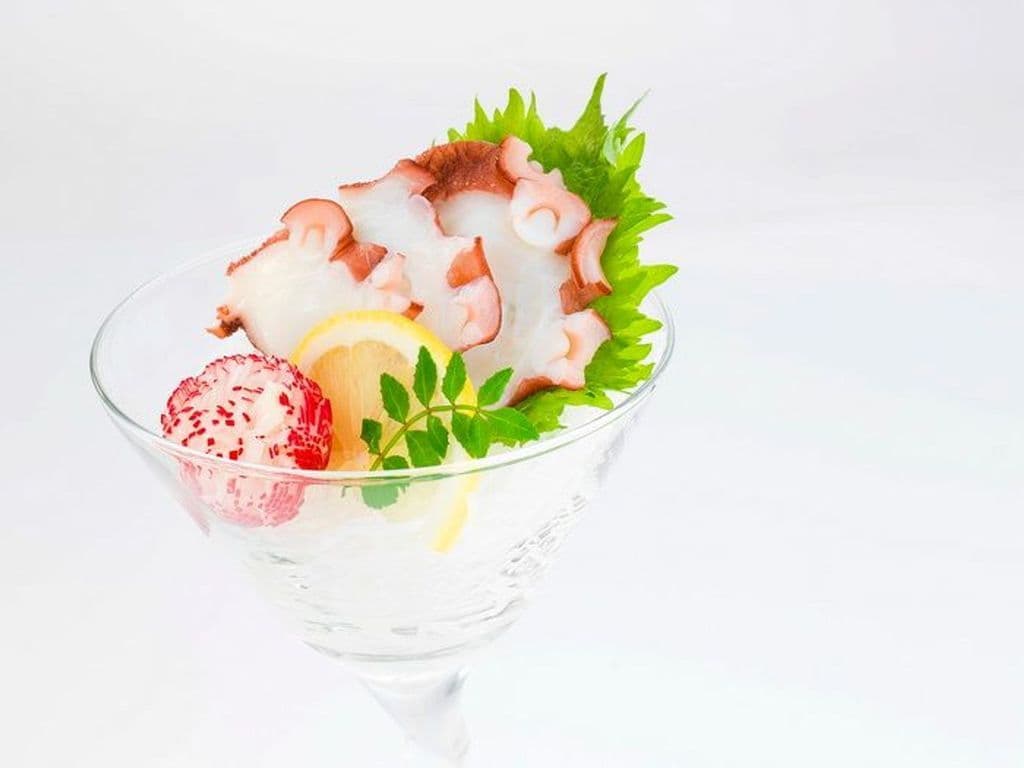 Octopus Sashimi (3 pcs)