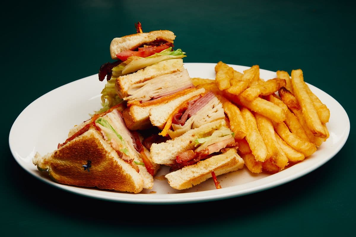 King’s Classic Clubhouse Sandwich