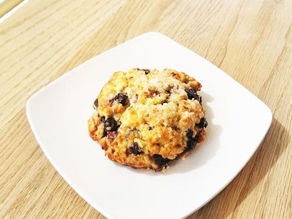 White Chocolate Blueberry Scone