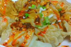 Wonton with Chili Sauce 红油抄手