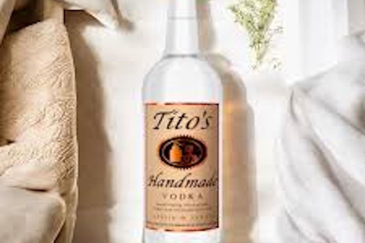 Tito's Handmade Vodka (375 ml) (1 x 375ML)