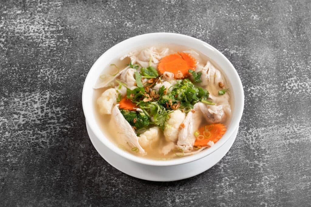 H. King Soup with Chicken (Canh Chua)