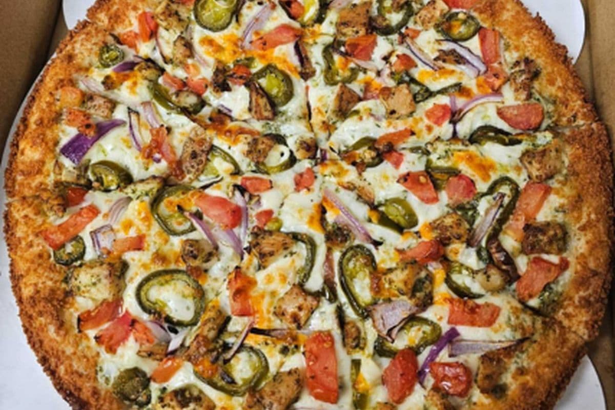 Pesto Chicken Pizza-14" Large