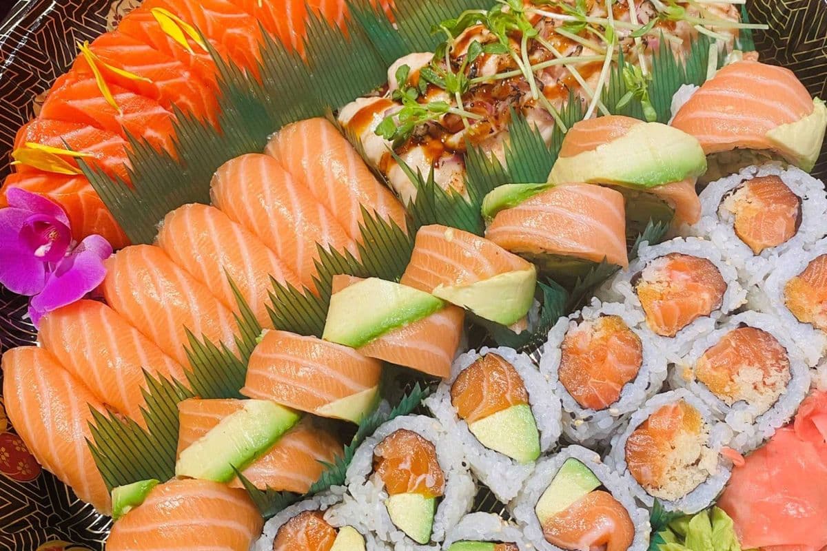 T-10 All Salmon Party (44 pcs)