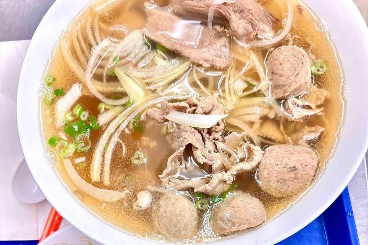 P2. Well-done Beef and Beef Balls Noodle Soup