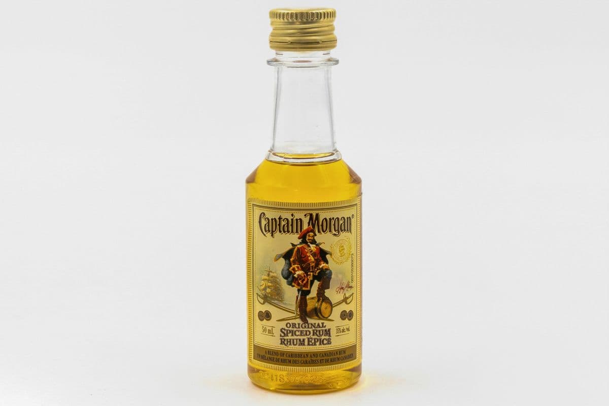 Captain Morgan Spiced Rum (1 x 50ml)