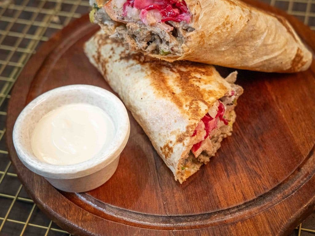 BEEF SHAWARMA WRAP