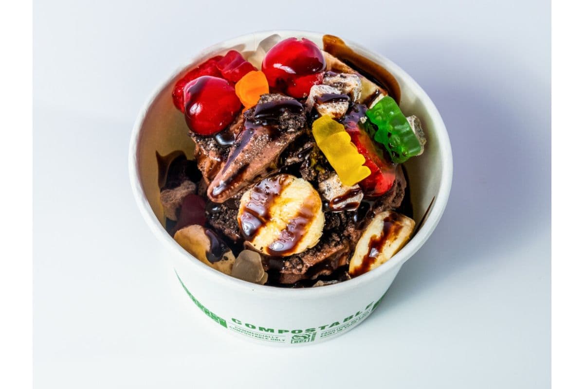 Frozen Yogurt (12oz, 16oz)