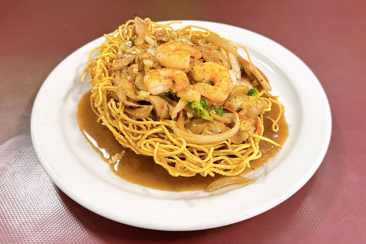 53. Special Chowmein (Crispy or Soft Noodles with Chicken, Roast Pork, Shrimp, and Mixed Vegetables)