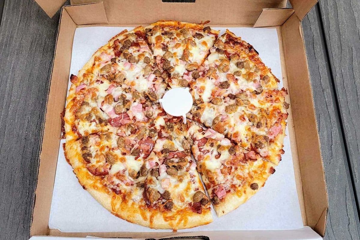 12" Single Meat Lovers Specialty Pizza