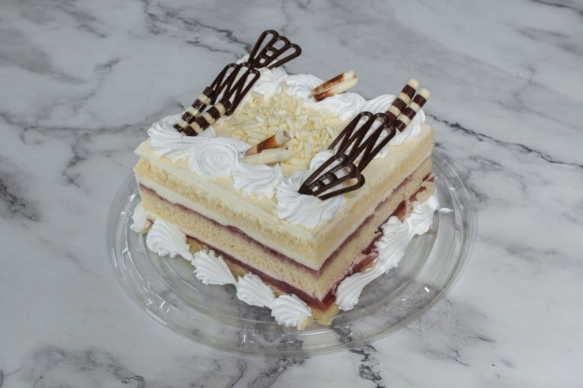 White Chocolate Raspberry 5" Cake