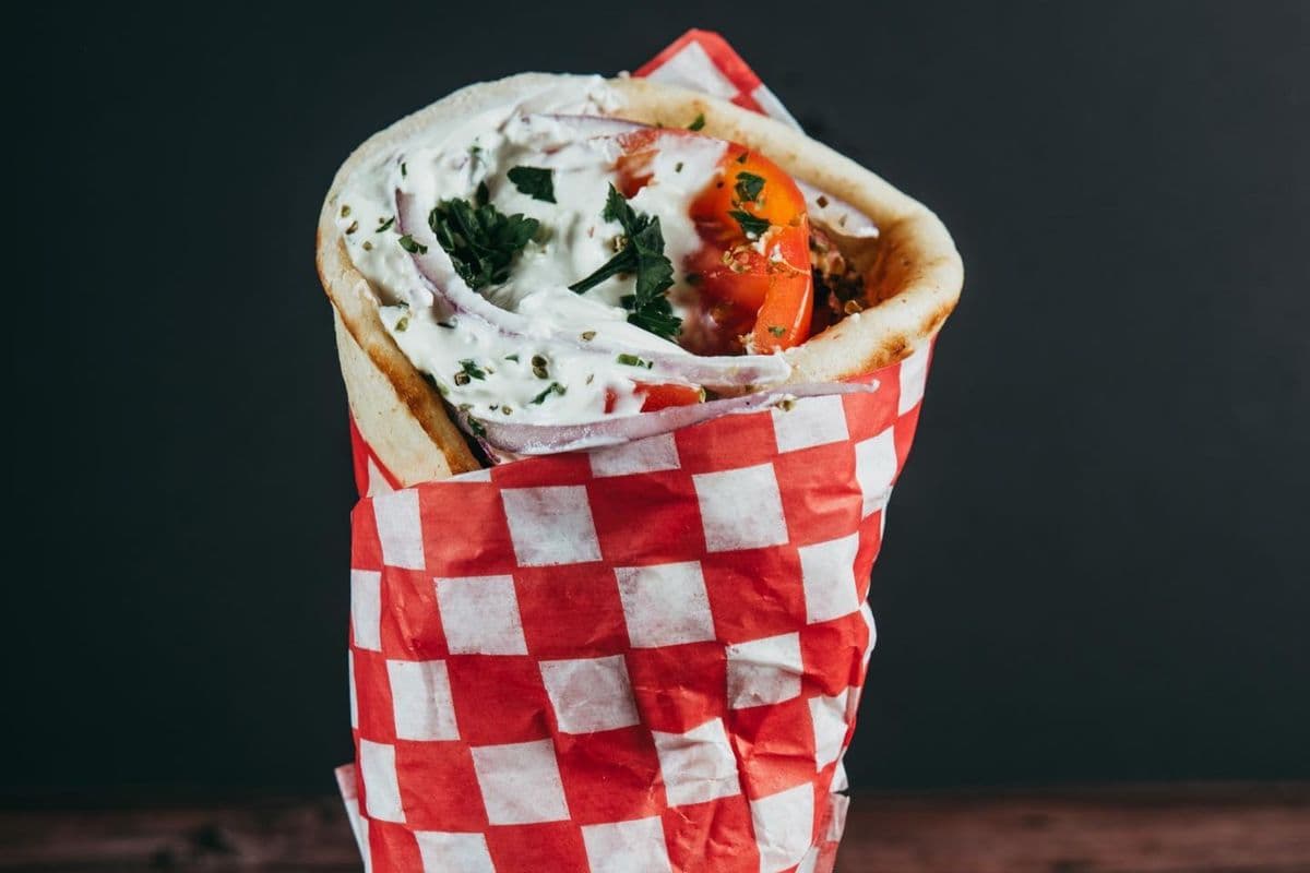 Pita souvlaki au porc / Pork Pita Souvlaki